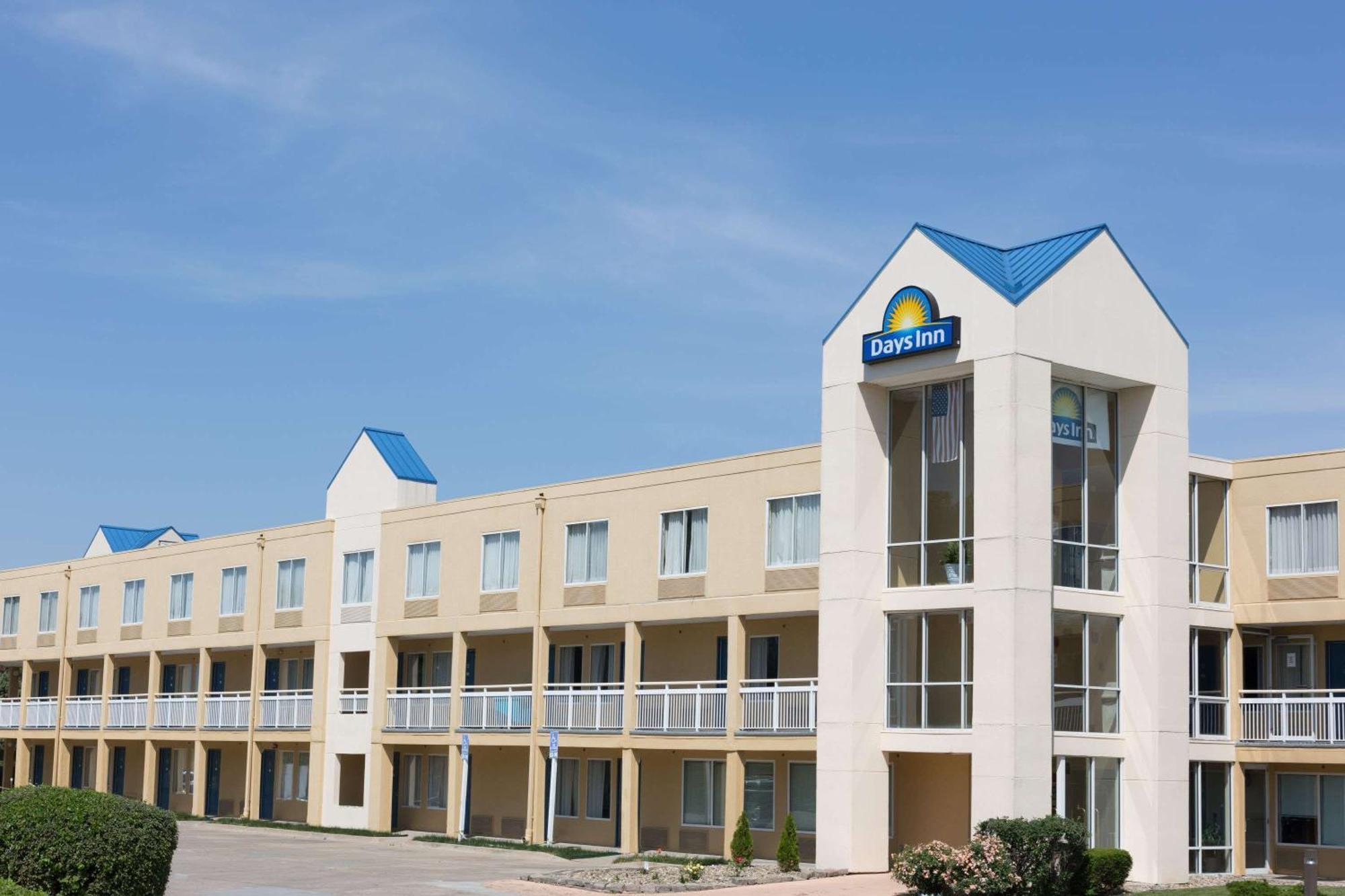 Days Inn By Wyndham West Des Moines - Clive Exterior photo